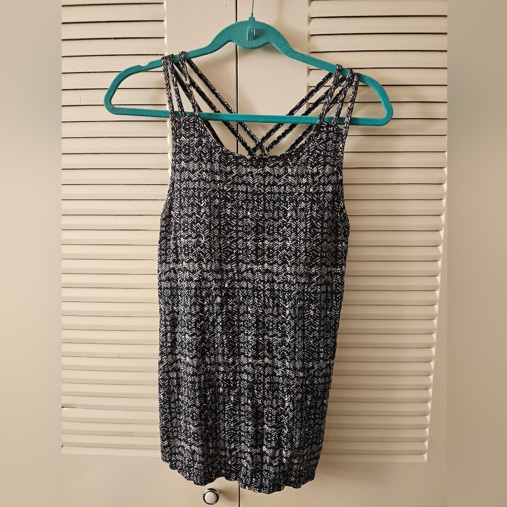 Athleta Strappy Athletic Tank Top - Size Medium